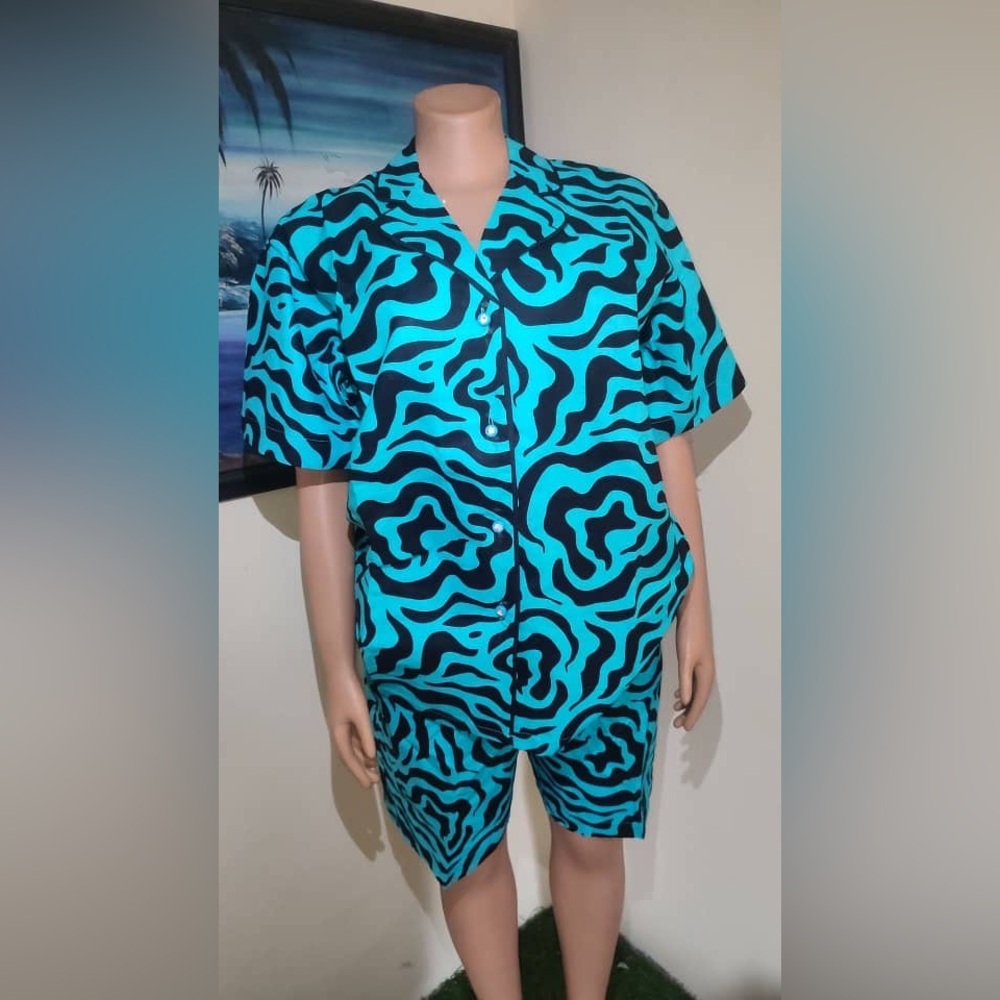 Two piece short set